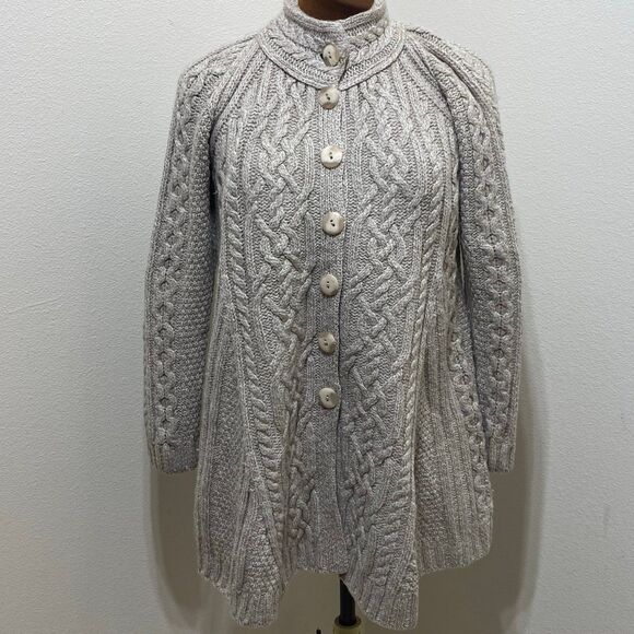 Chunky Irish Aran Sweater Market Hand Knit Women's Size Medium 100% Wool - Picture 1 of 9